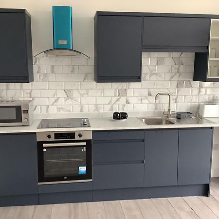 Greater Grace Apartment Desborough Ngoại thất bức ảnh