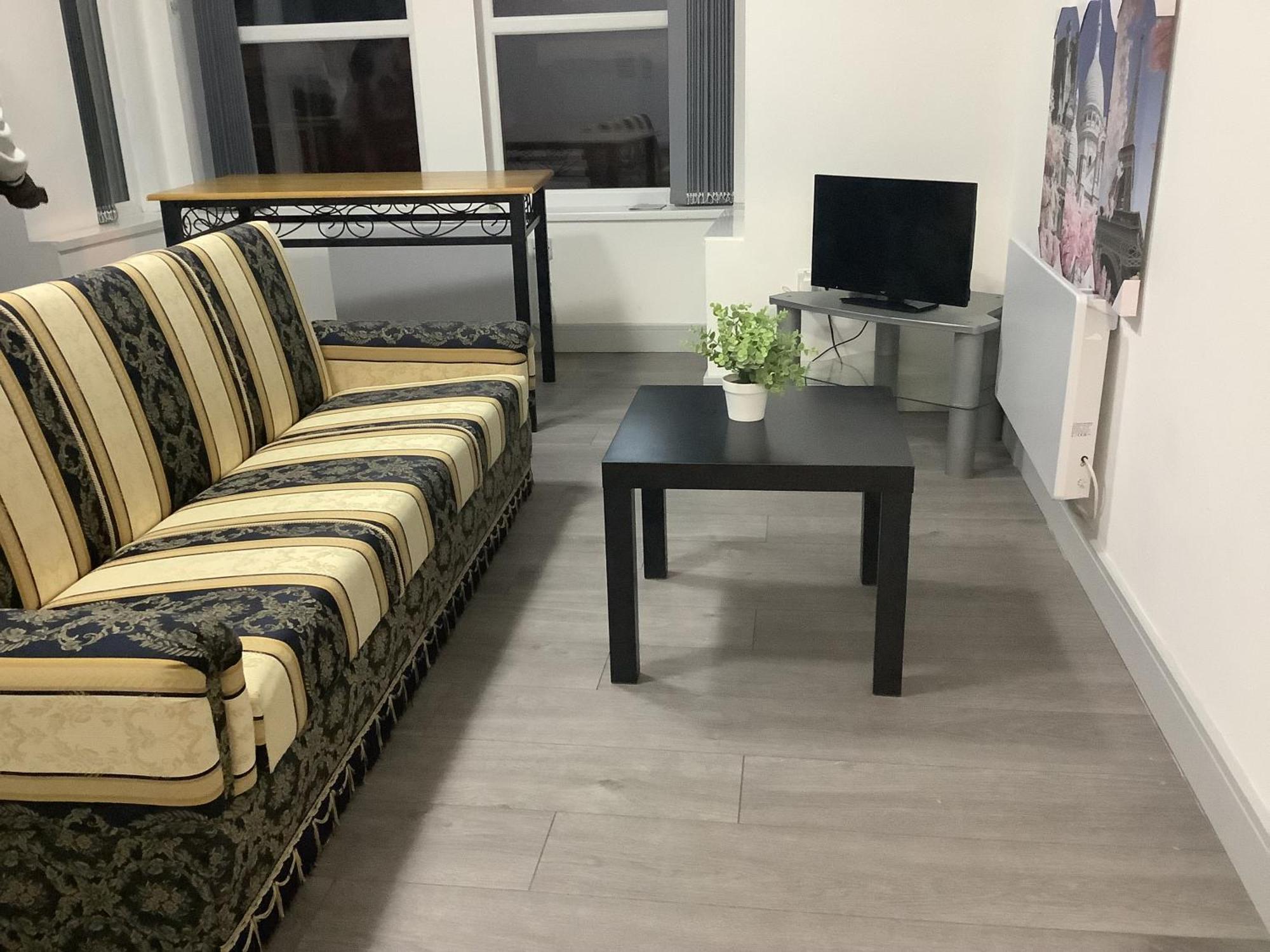 Greater Grace Apartment Desborough Ngoại thất bức ảnh