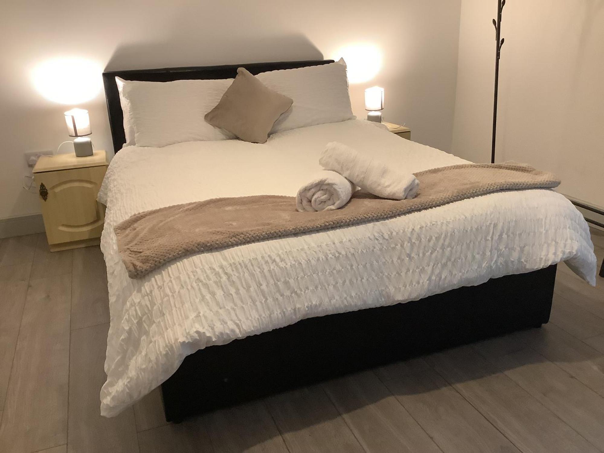 Greater Grace Apartment Desborough Ngoại thất bức ảnh